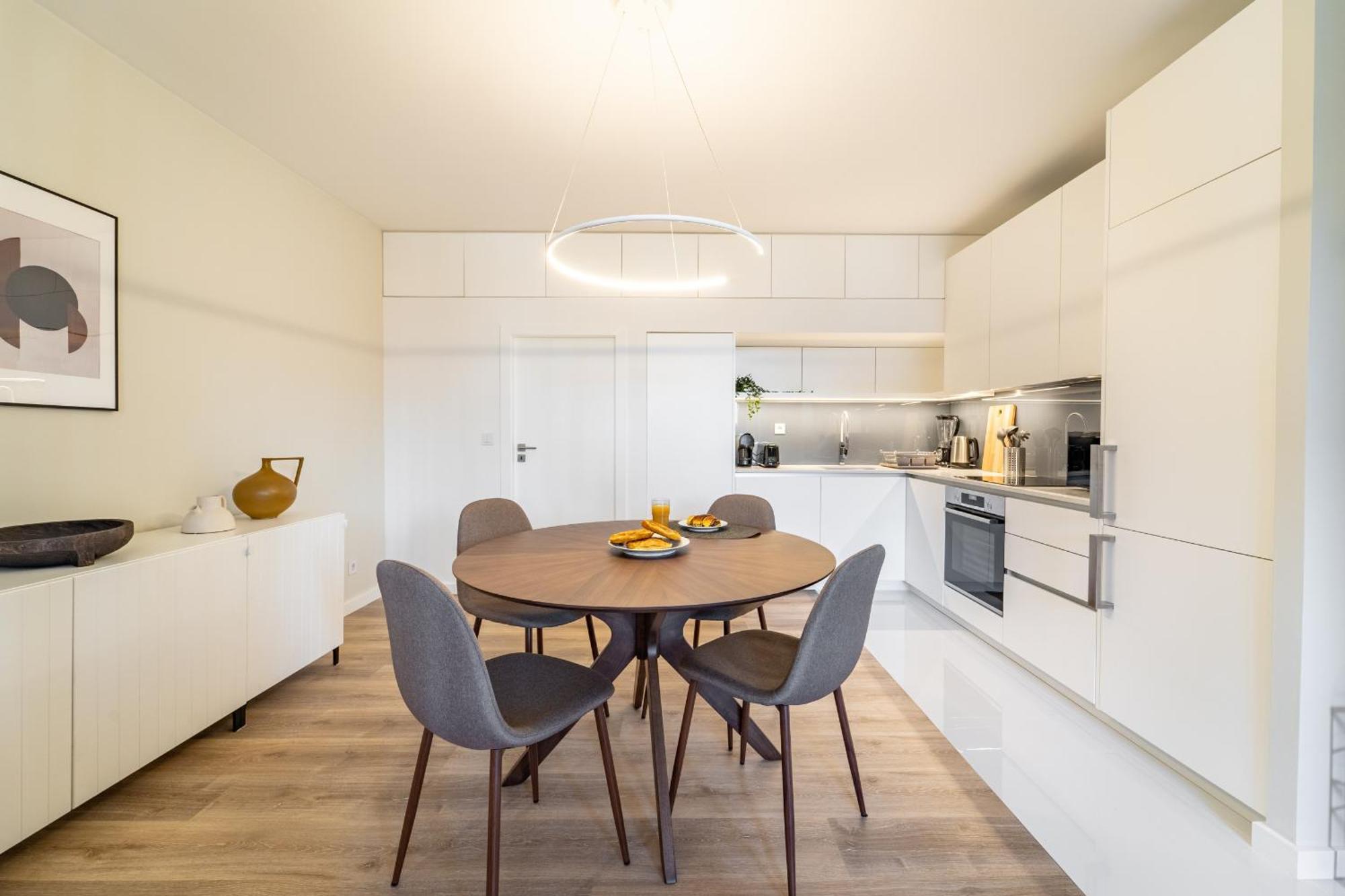 On The Square Flat - City Center By House And People Braga Buitenkant foto